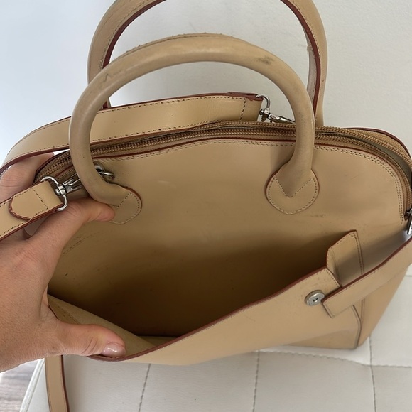 Tan Leather Satchel with removable shoulder strap made in Italy 🇮🇹 - Picture 3 of 9